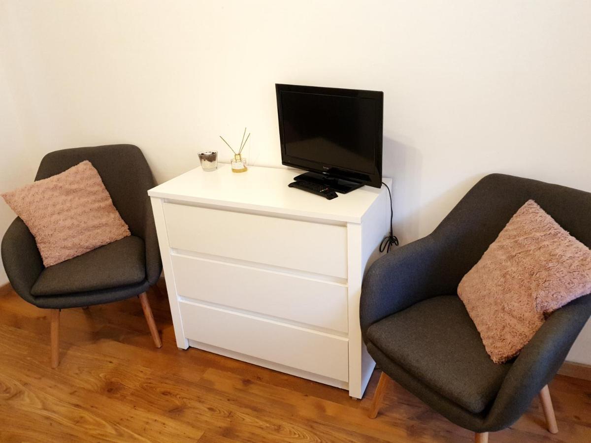 Apartman Bystrica City & Parking Banska Bystrica Luaran gambar